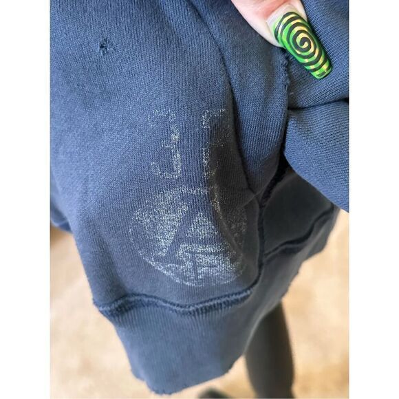 Abercrombie & Fitch Men's Navy Blue and White Distressed Full Zip Hoodie With Po - Picture 5 of 10